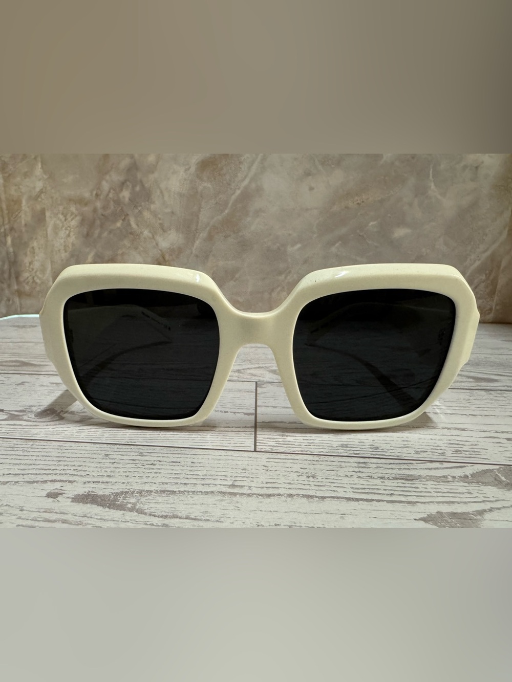 Prada white Sunglasses - Picture 5 of 11